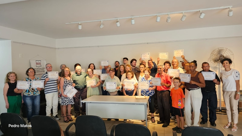 Galeria formatura-da-xxi-turma-do-telecentro-marilia